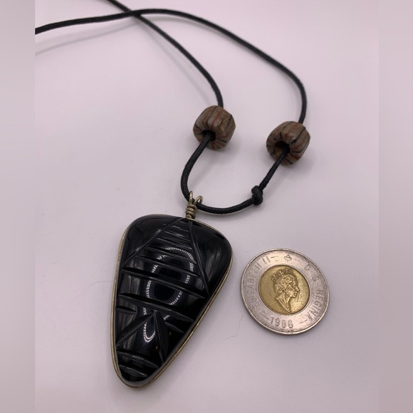 Vintage carved black onyx necklace - Picture 5 of 5